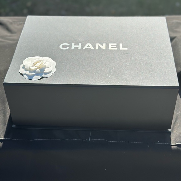 Chanel caviar large double flap bag - Picture 8 of 8